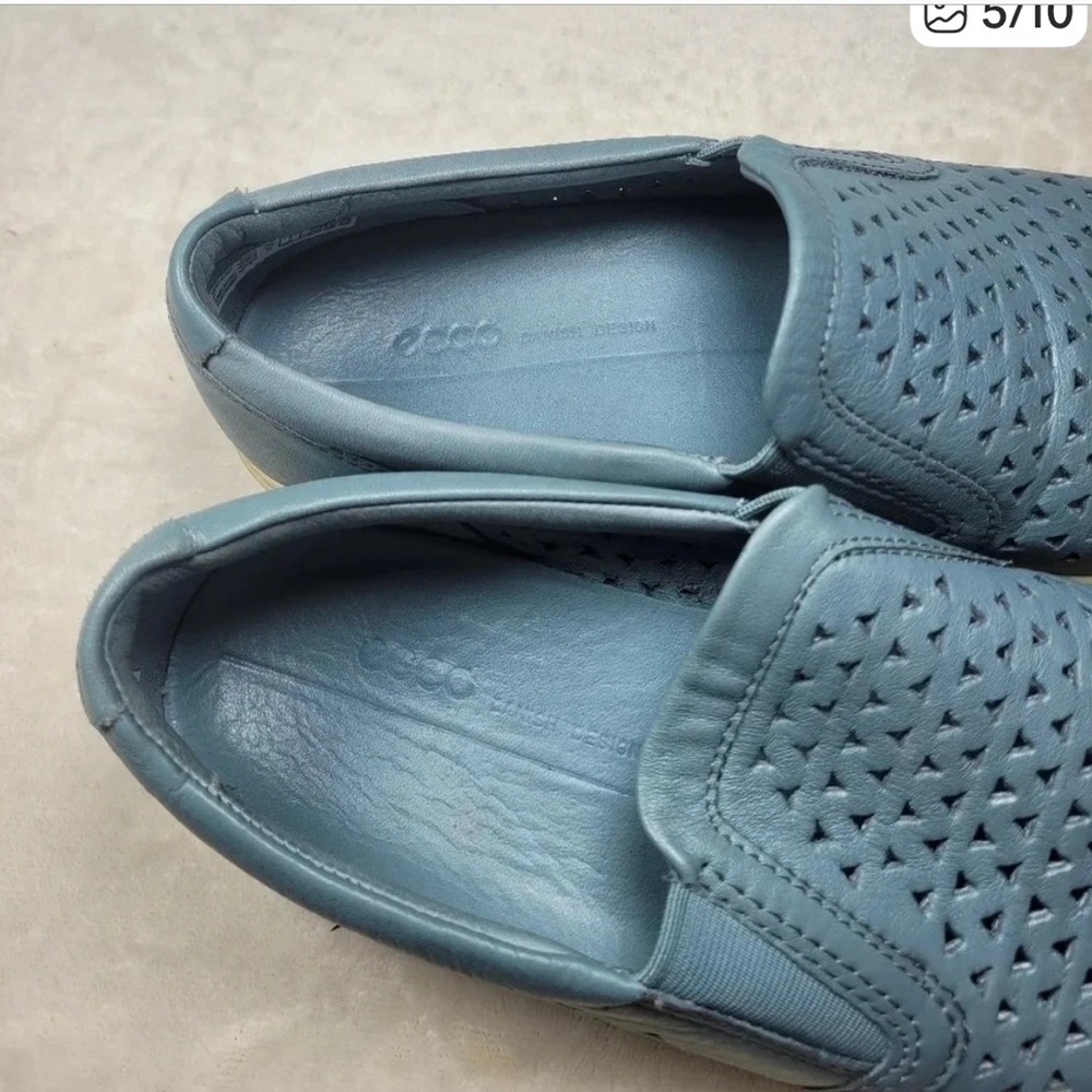 ECCO women’s perforated blue slip on loafers - Picture 5 of 9